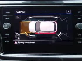 Volkswagen T-Roc thumbnail 24