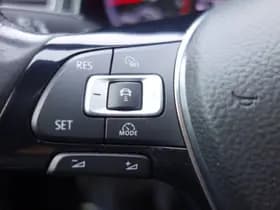 Volkswagen T-Roc thumbnail 31
