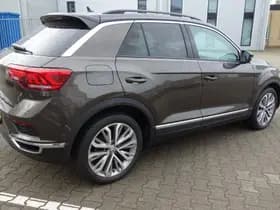 Volkswagen T-Roc thumbnail 6