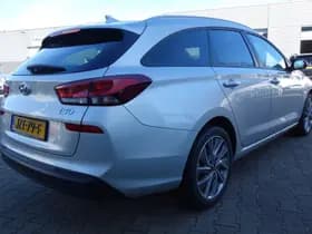 Hyundai i30 thumbnail 6