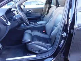 Volvo V60 thumbnail 2