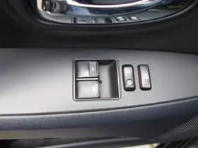 Toyota Avensis thumbnail 21