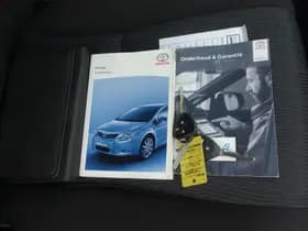 Toyota Avensis thumbnail 23