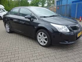 Toyota Avensis thumbnail 6