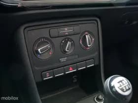 Volkswagen Beetle thumbnail 15