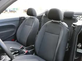 Volkswagen Beetle thumbnail 7