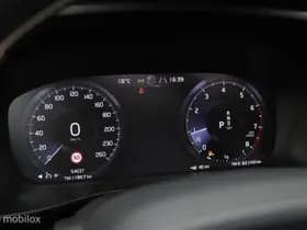 Volvo XC40 thumbnail 19