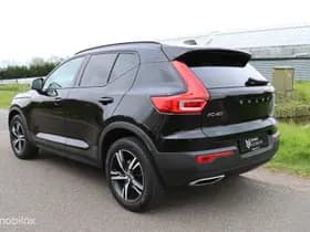 Volvo XC40 thumbnail 3