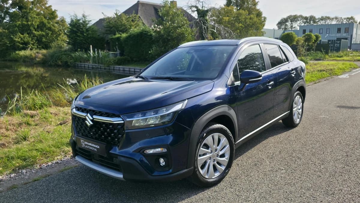 Suzuki S-Cross — foto 1