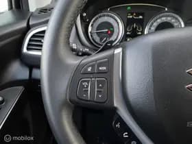 Suzuki S-Cross thumbnail 15