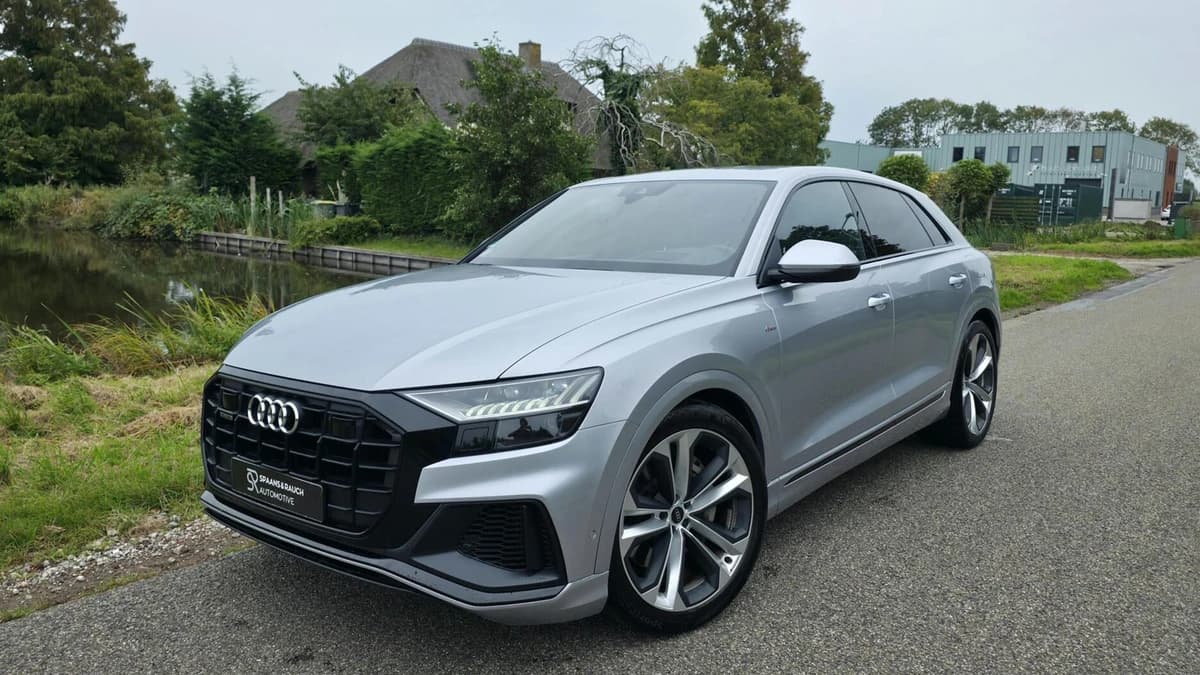 Audi Q8 — foto 1