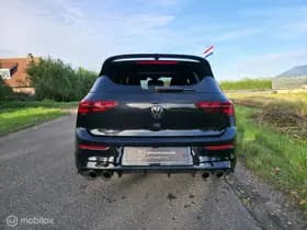 Volkswagen Golf thumbnail 43