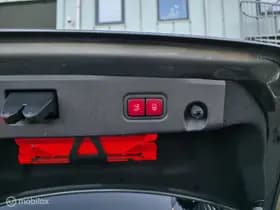 Mercedes-Benz CLS thumbnail 38