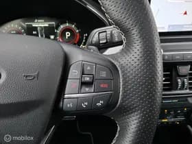 Ford Focus thumbnail 22