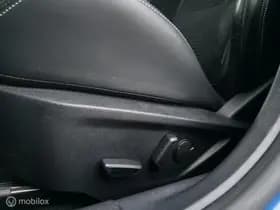 Ford Focus thumbnail 10