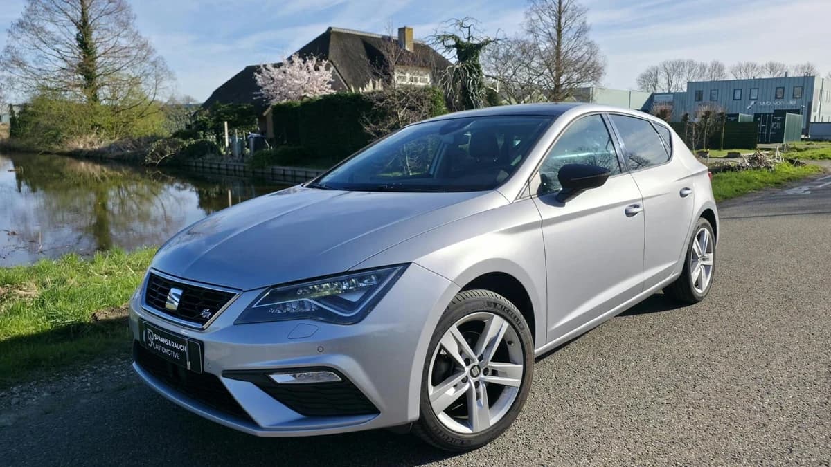SEAT Leon — foto 1