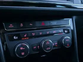 SEAT Leon thumbnail 23