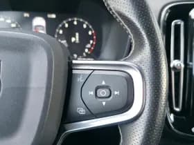 Volvo XC40 thumbnail 16