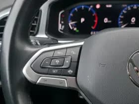 Volkswagen T-Roc thumbnail 15