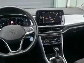 Volkswagen T-Roc thumbnail 19