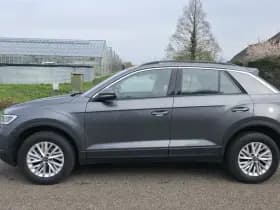 Volkswagen T-Roc thumbnail 31
