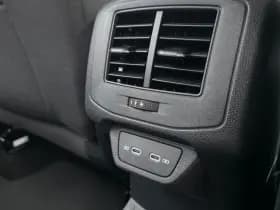 Volkswagen T-Roc thumbnail 10