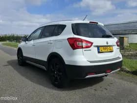 Suzuki S-Cross thumbnail 2