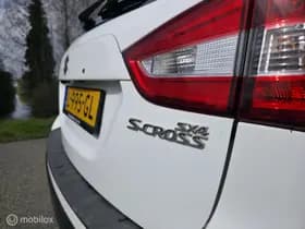 Suzuki S-Cross thumbnail 29