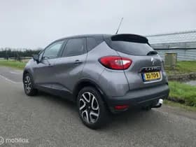 Renault Captur thumbnail 2