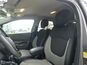 Renault Captur thumbnail 7