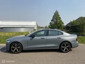 Volvo S60 thumbnail 33