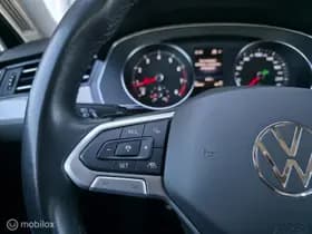 Volkswagen Passat thumbnail 15
