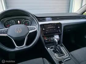 Volkswagen Passat thumbnail 19