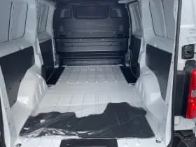 Toyota ProAce Worker 2.0 D-4D Live Long | L3 | AC | Cruise | Apple Carplay thumbnail 18