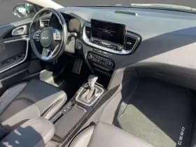 Kia Ceed Sportswagon 1.6 GDI PHEV ExecutiveLine | Facelift | Pano | Dealer onderhouden | Leder thumbnail 2