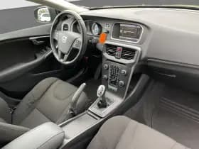 Volvo V40 1.6 T3 Kinetic Camera | Cruise | Climate | Trekhaak thumbnail 2