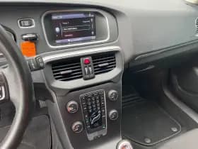 Volvo V40 1.6 T3 Kinetic Camera | Cruise | Climate | Trekhaak thumbnail 16