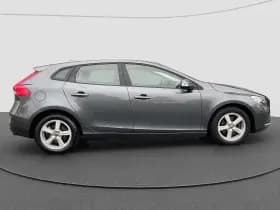 Volvo V40 1.6 T3 Kinetic Camera | Cruise | Climate | Trekhaak thumbnail 4