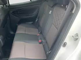 Toyota Yaris Cross 1.5 Hybrid AWD Executive | Panodak | HUD | Trekhaak | 360 camera thumbnail 25