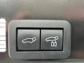 Toyota Yaris Cross 1.5 Hybrid AWD Executive | Panodak | HUD | Trekhaak | 360 camera thumbnail 27