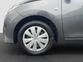 Toyota Aygo 1.0 VVT-i x-fun 5 Deurs | lage kmstand | Bluetooth thumbnail 20