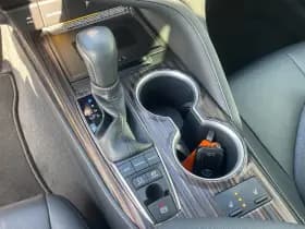 Toyota Camry 2.5 Hybrid Business + Blindspot | leder | Camera! thumbnail 22