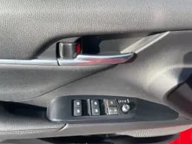 Toyota Camry 2.5 Hybrid Business + Blindspot | leder | Camera! thumbnail 10