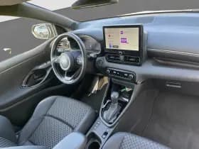 Toyota Yaris 1.5 Hybrid 130 First Edition | Halfleder | Climate | Cruise | Keyless | Camera thumbnail 2