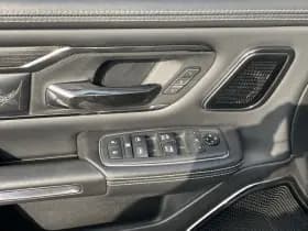 Dodge Ram 1500 5.7 V8 4x4 Crew Cab Limited | Pano | H&K | HUD | Stoelvent thumbnail 12