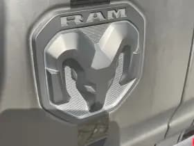 Dodge Ram 1500 5.7 V8 4x4 Crew Cab Limited | Pano | H&K | HUD | Stoelvent thumbnail 34