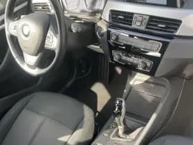 BMW X1 sDrive18i Executive | camera | climate | e. achterklep! thumbnail 2