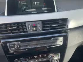 BMW X1 sDrive18i Executive | camera | climate | e. achterklep! thumbnail 15