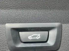 BMW X1 sDrive18i Executive | camera | climate | e. achterklep! thumbnail 23