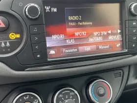 Toyota Yaris 1.0 VVT-i Aspiration Camera | Airco | Bluetooth thumbnail 14